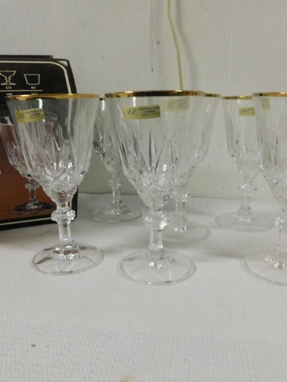 RCR Royal Crystal Rock Gold Trim Linea Mirage ? 4 oz Wine NO 4 Glasses s/6
